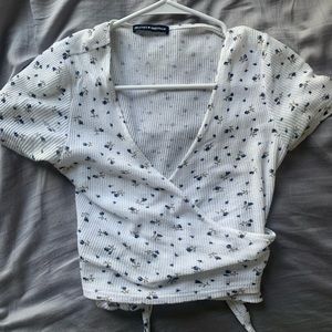 White and flowery Brandy Melville wrap top